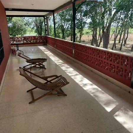 Casa Rural Los Menhires Torrejón de Ardoz Extérieur photo