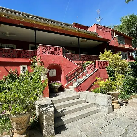 Casa Rural Los Menhires Torrejón de Ardoz Extérieur photo